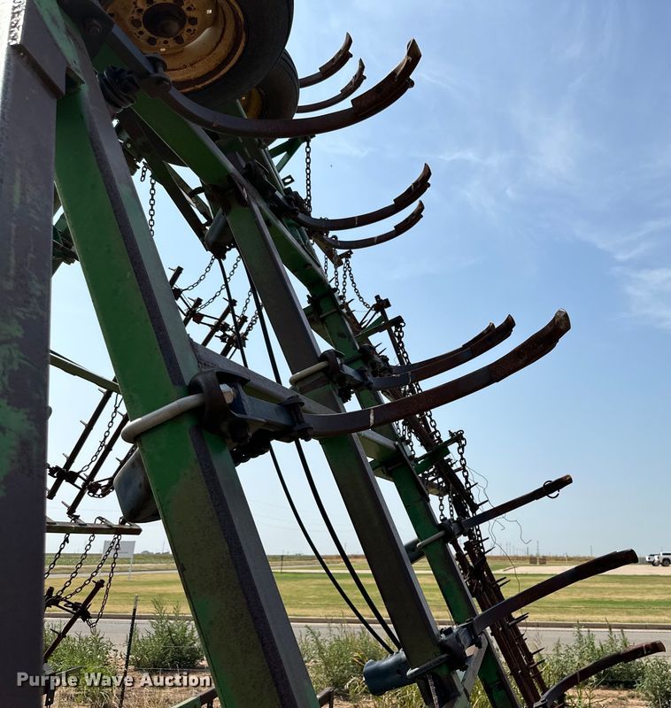 image for item DK6721 John Deere chisel