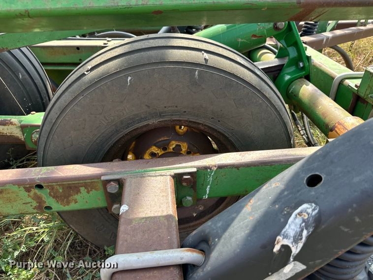 image for item DK6721 John Deere chisel