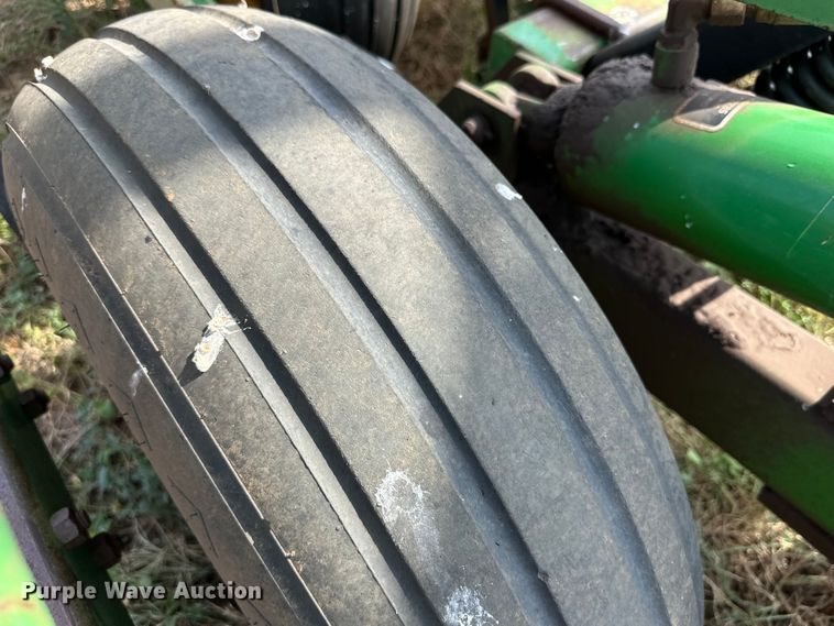 image for item DK6721 John Deere chisel