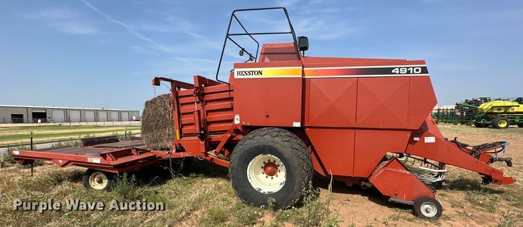 image for item DK6722 Hesston 4910 large square baler