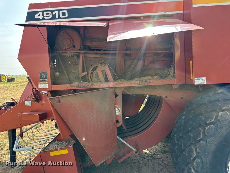 image for item DK6722 Hesston 4910 large square baler