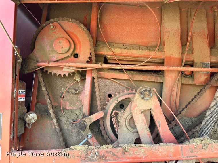 image for item DK6722 Hesston 4910 large square baler