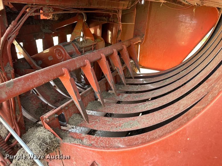 image for item DK6722 Hesston 4910 large square baler