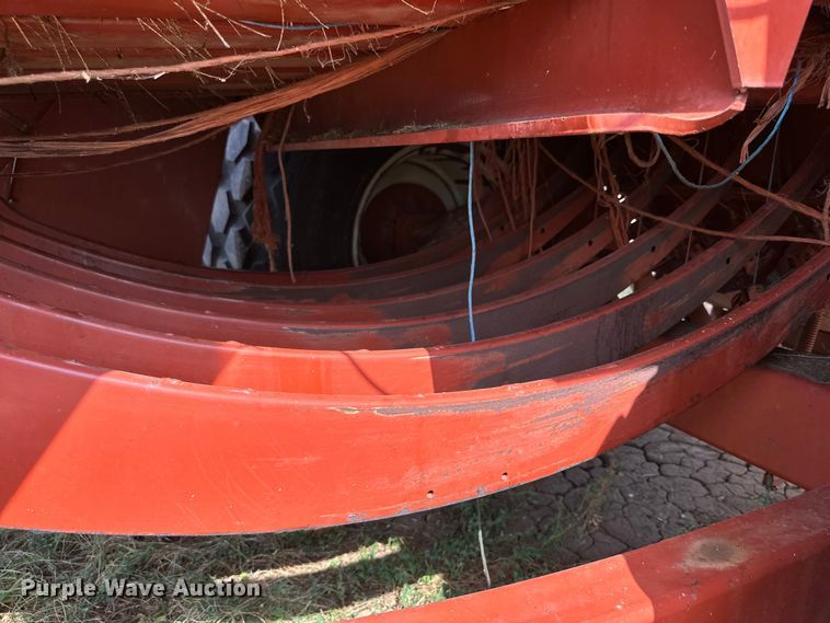 image for item DK6722 Hesston 4910 large square baler