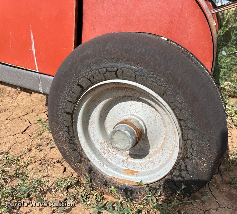 image for item DK6722 Hesston 4910 large square baler