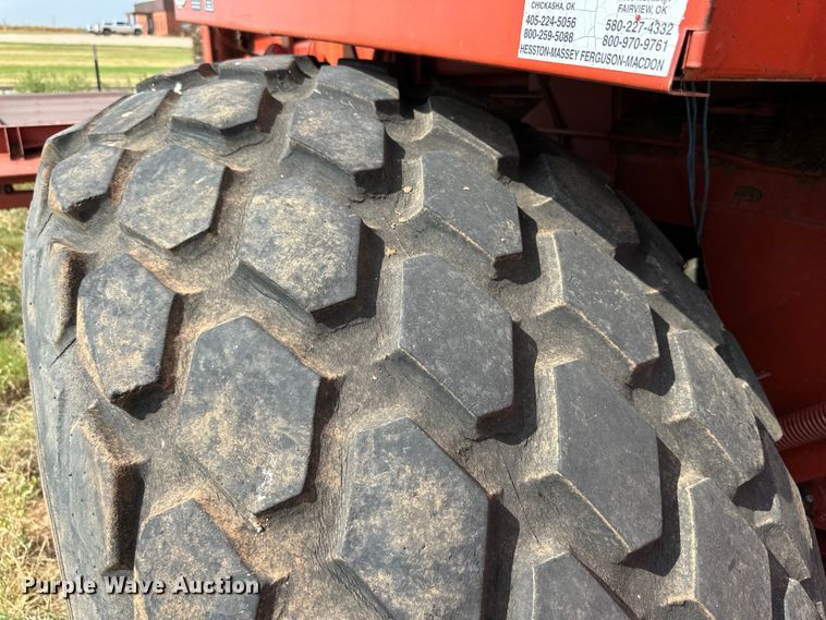 image for item DK6722 Hesston 4910 large square baler