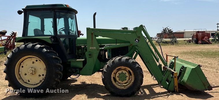 image for item DK6723 1988 John Deere 2955 MFWD tractor