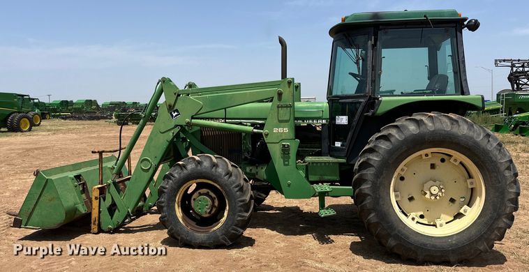 image for item DK6723 1988 John Deere 2955 MFWD tractor