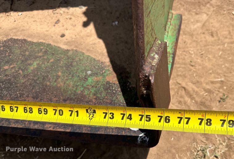 image for item DK6723 1988 John Deere 2955 MFWD tractor