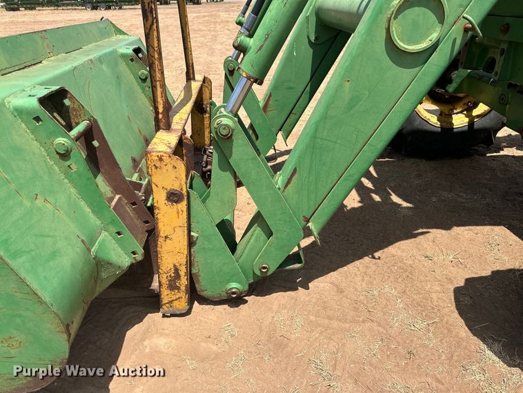 image for item DK6723 1988 John Deere 2955 MFWD tractor