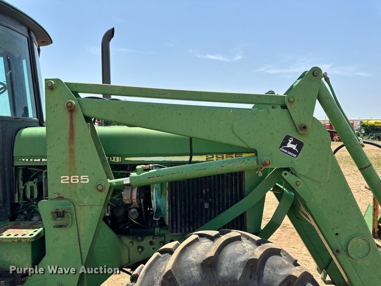 image for item DK6723 1988 John Deere 2955 MFWD tractor