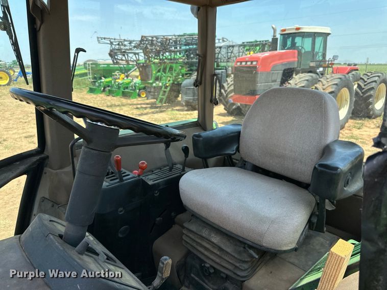 image for item DK6723 1988 John Deere 2955 MFWD tractor