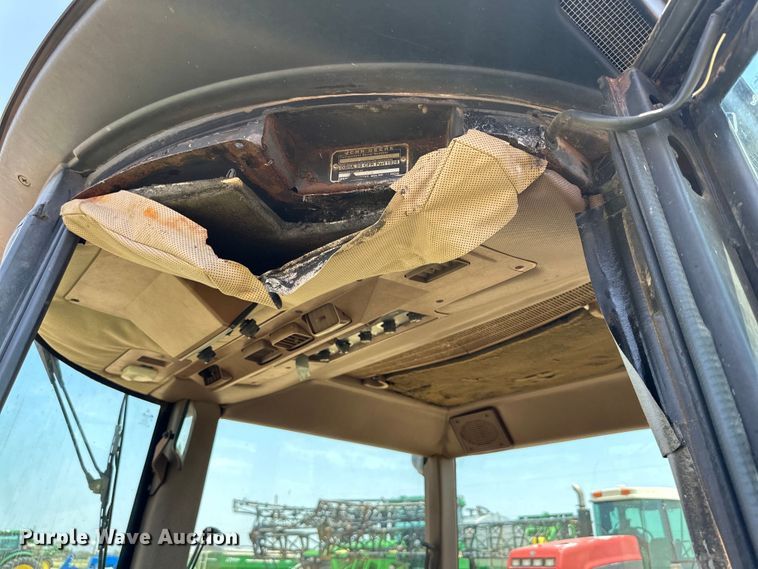 image for item DK6723 1988 John Deere 2955 MFWD tractor