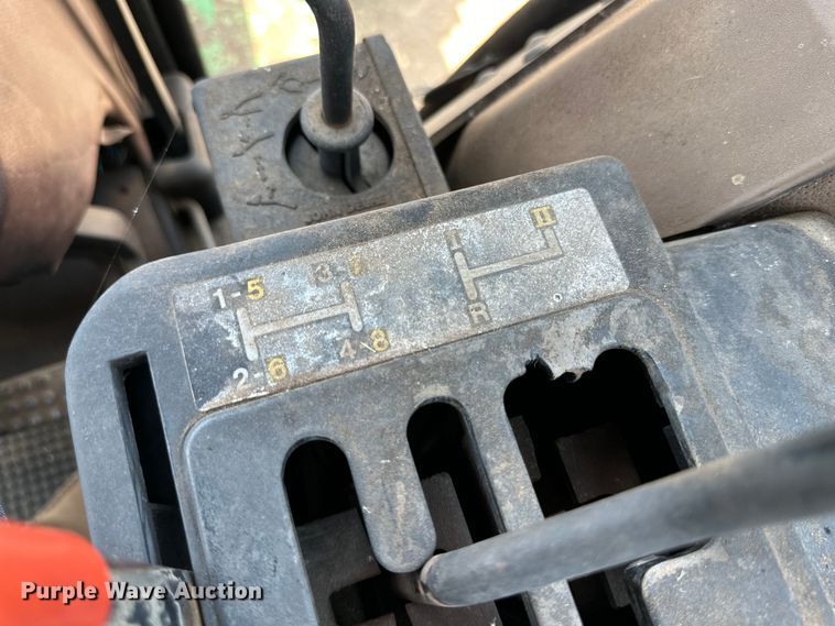 image for item DK6723 1988 John Deere 2955 MFWD tractor