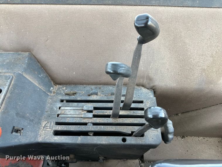 image for item DK6723 1988 John Deere 2955 MFWD tractor