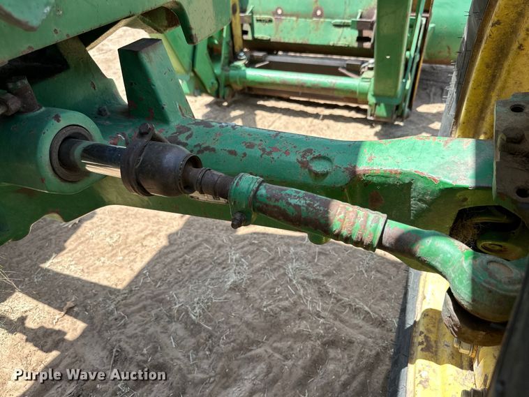 image for item DK6723 1988 John Deere 2955 MFWD tractor