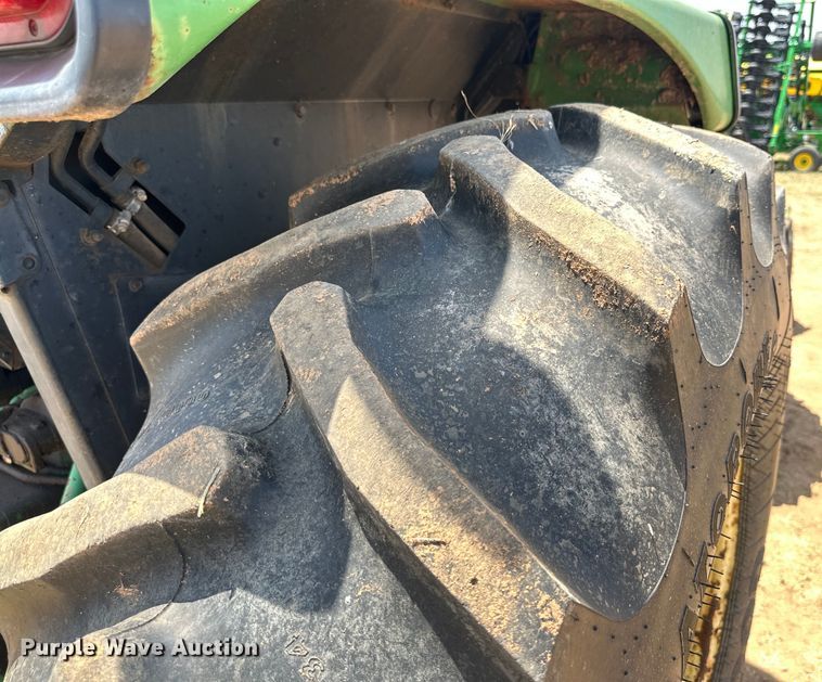 image for item DK6723 1988 John Deere 2955 MFWD tractor