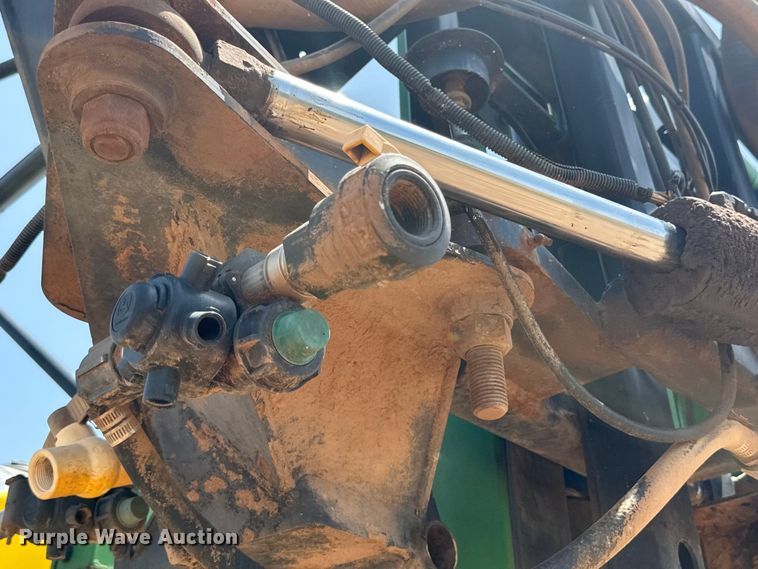 image for item DK6724 2005 John Deere 4920 applicator