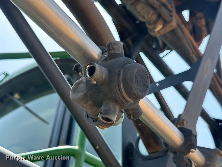 image for item DK6724 2005 John Deere 4920 applicator