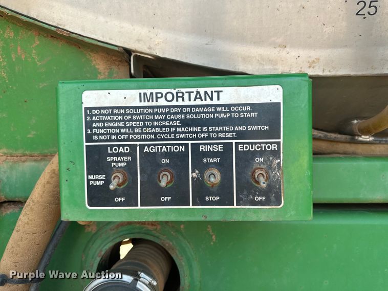 image for item DK6724 2005 John Deere 4920 applicator