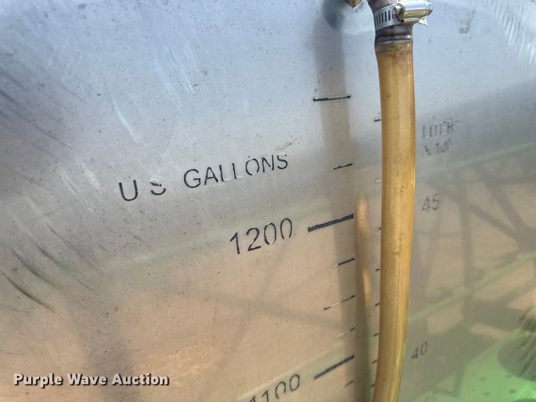 image for item DK6724 2005 John Deere 4920 applicator