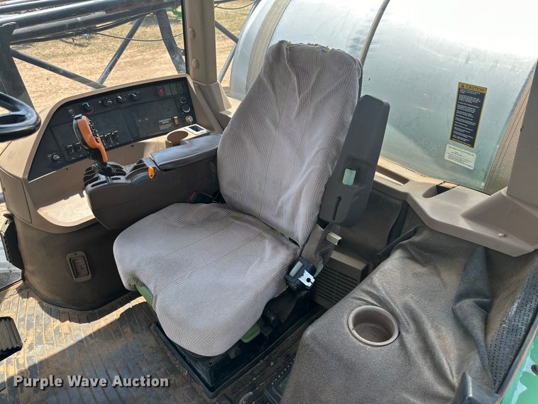 image for item DK6724 2005 John Deere 4920 applicator