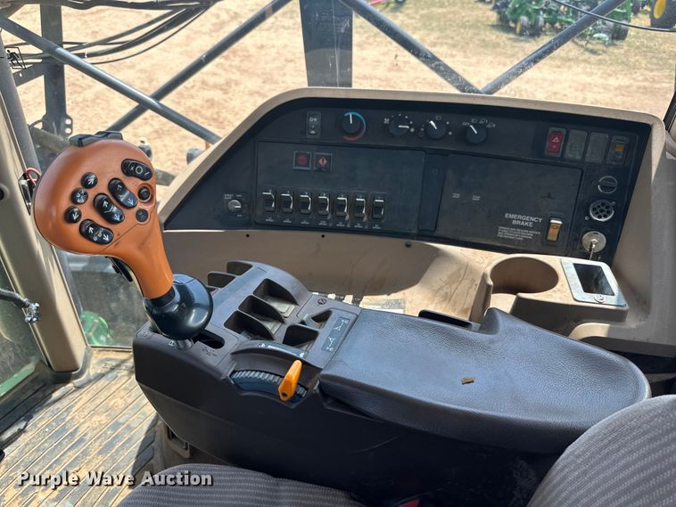 image for item DK6724 2005 John Deere 4920 applicator