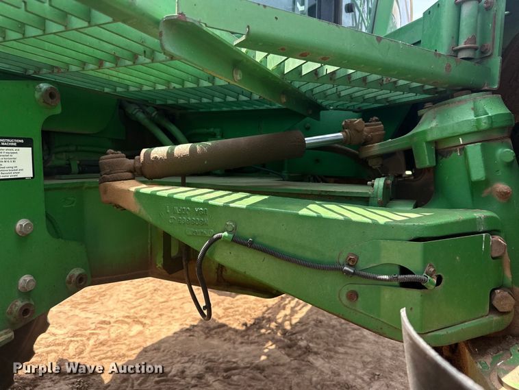 image for item DK6724 2005 John Deere 4920 applicator