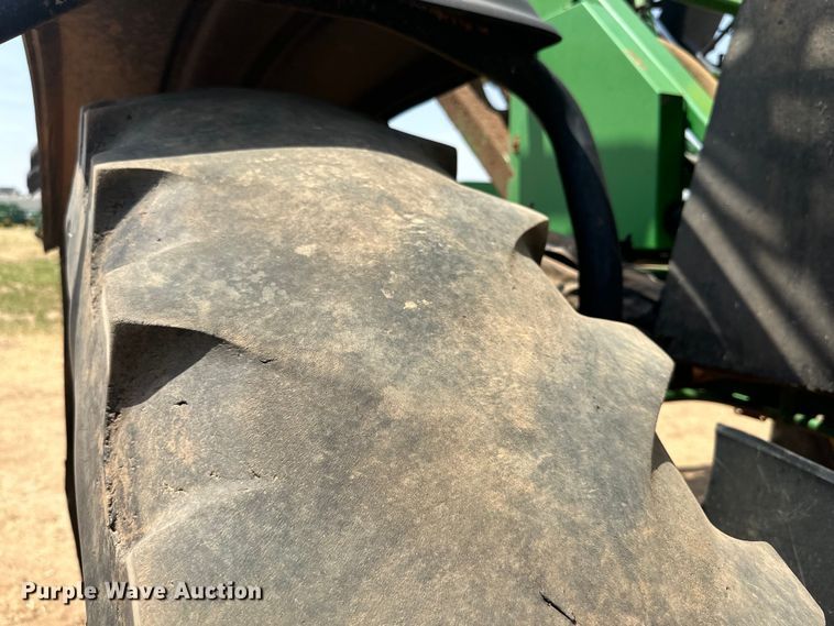 image for item DK6724 2005 John Deere 4920 applicator