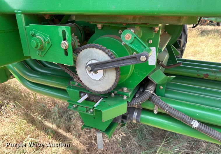 image for item DK6725 John Deere 730 air seeder