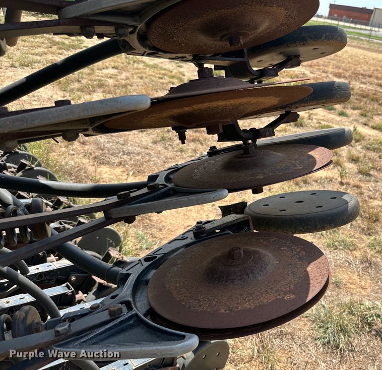 image for item DK6725 John Deere 730 air seeder