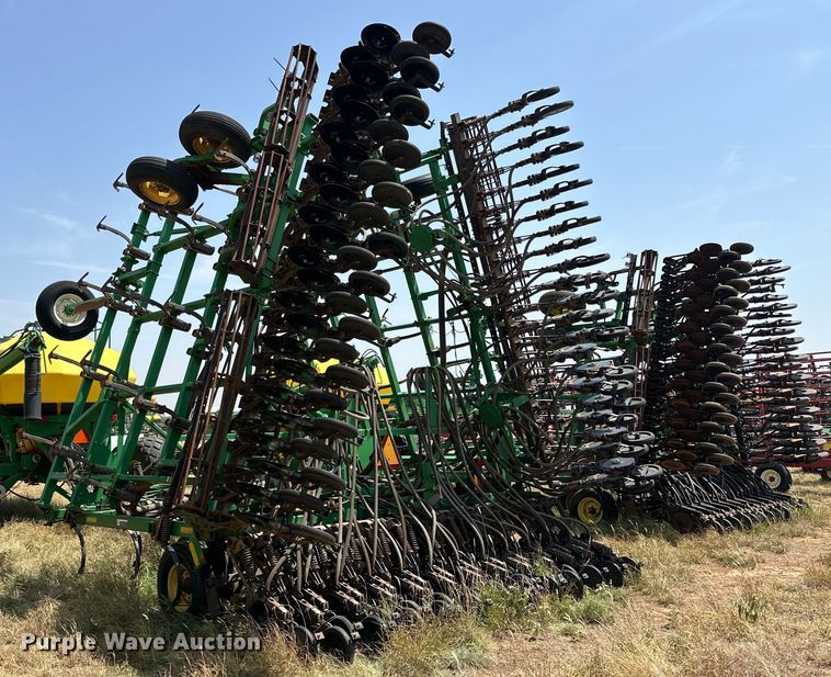 image for item DK6726 John Deere 730 air seeder