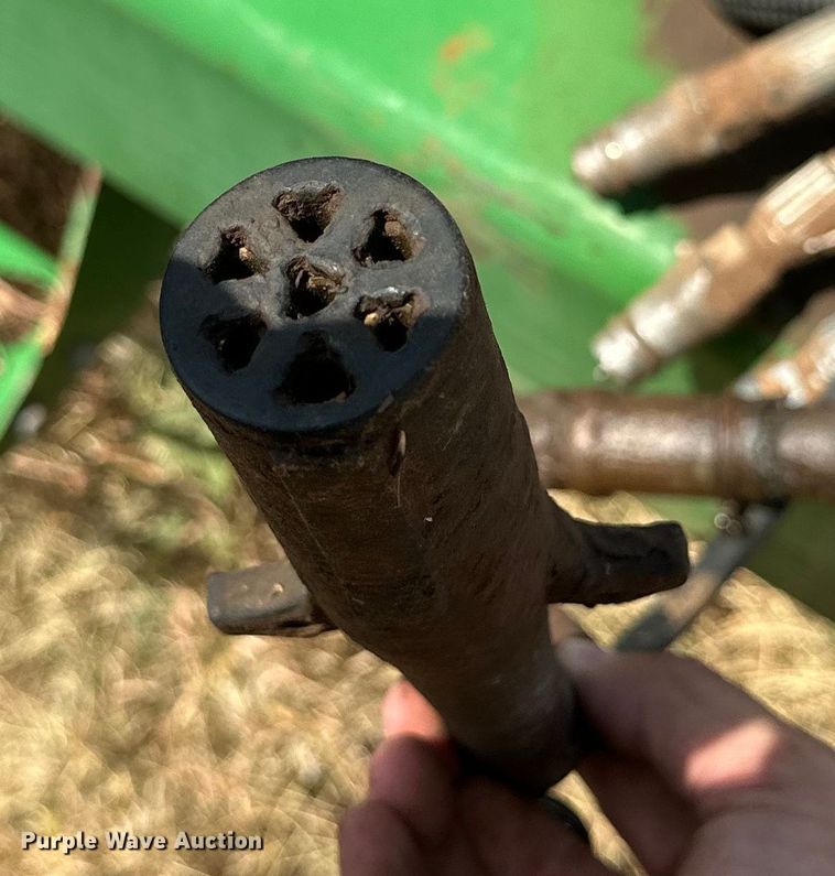 image for item DK6726 John Deere 730 air seeder