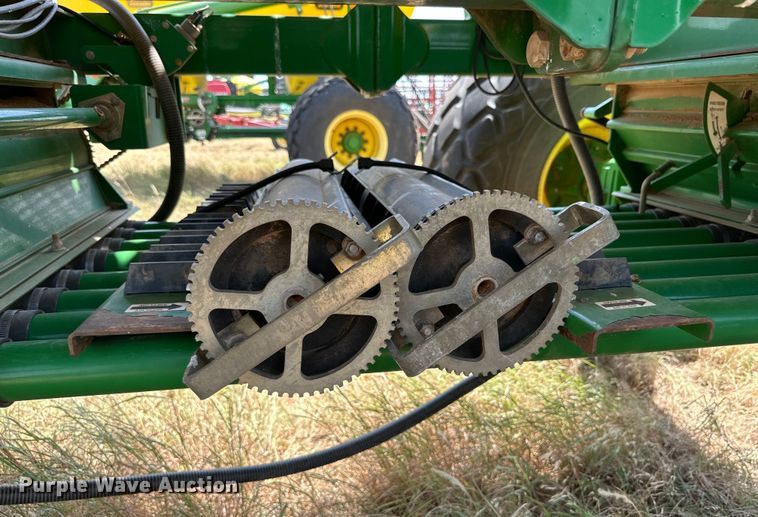image for item DK6726 John Deere 730 air seeder