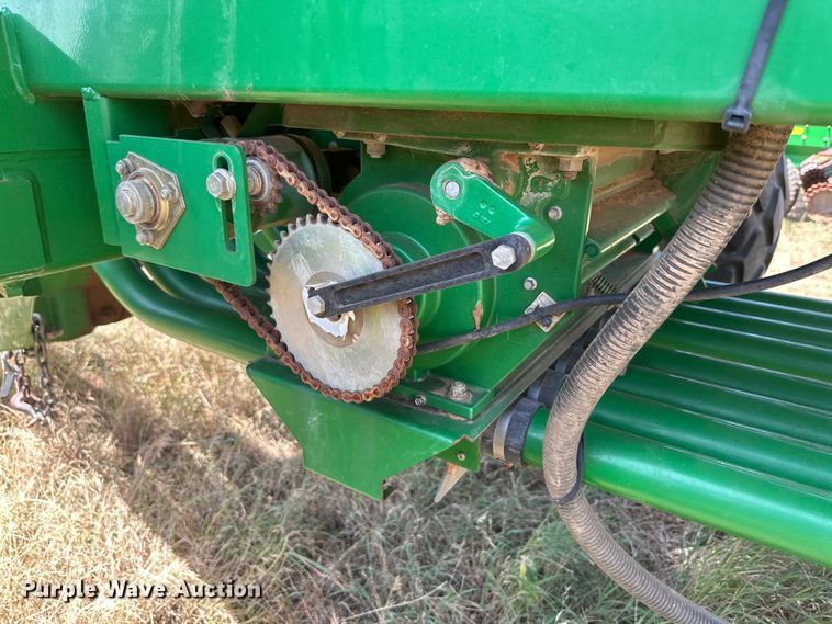 image for item DK6726 John Deere 730 air seeder