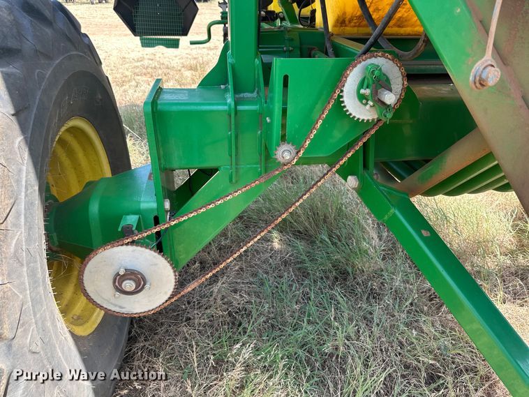 image for item DK6726 John Deere 730 air seeder