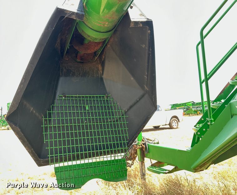 image for item DK6726 John Deere 730 air seeder