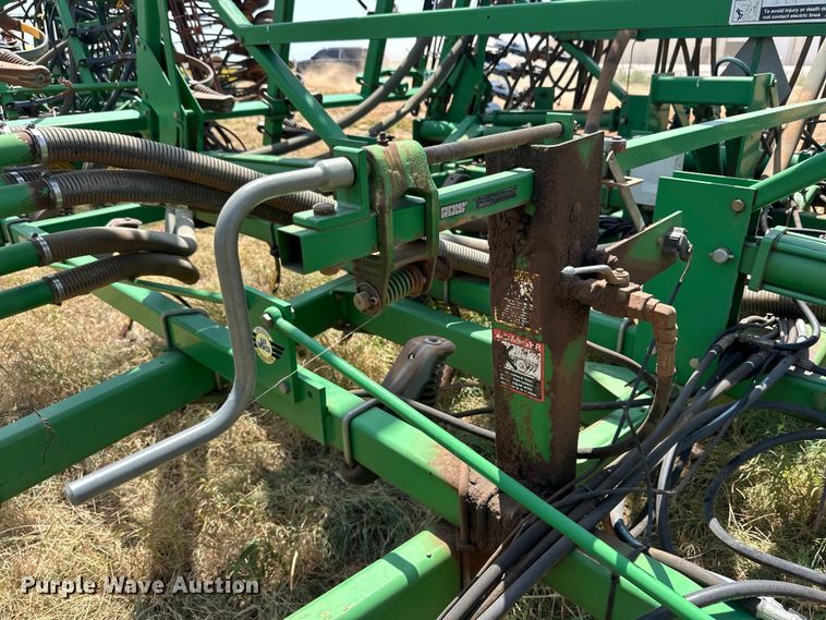 image for item DK6726 John Deere 730 air seeder