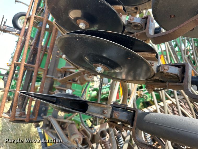 image for item DK6726 John Deere 730 air seeder