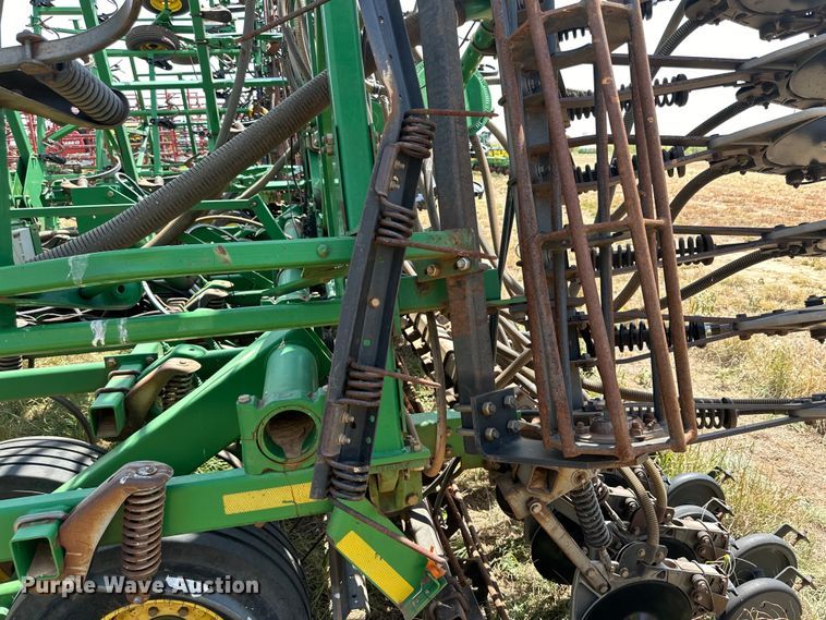image for item DK6726 John Deere 730 air seeder