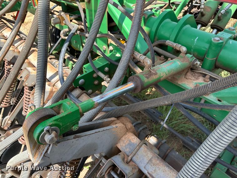 image for item DK6726 John Deere 730 air seeder