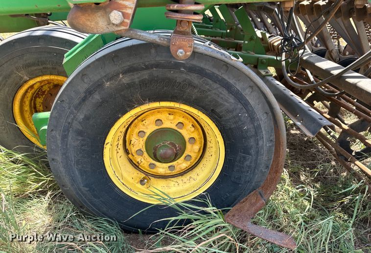 image for item DK6726 John Deere 730 air seeder