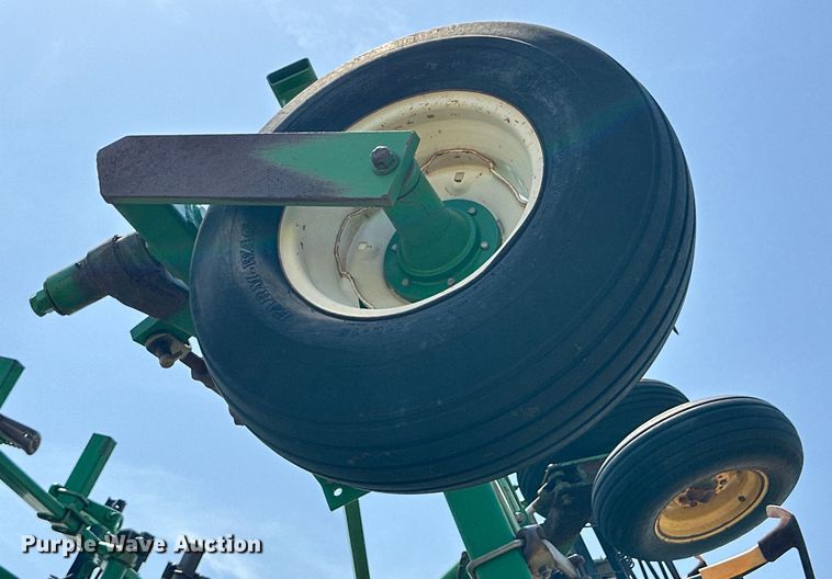 image for item DK6726 John Deere 730 air seeder