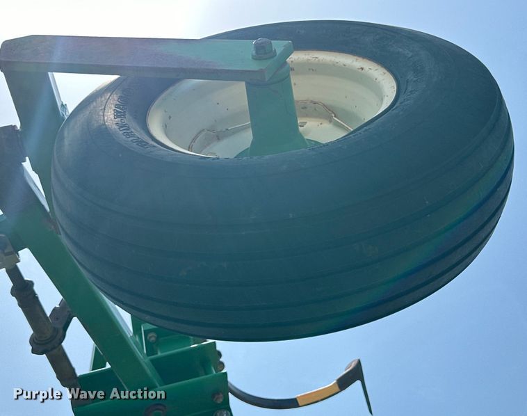 image for item DK6726 John Deere 730 air seeder