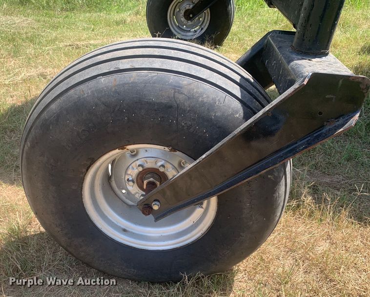 image for item DM7940 2006 Case WDX1902 swather / windrower