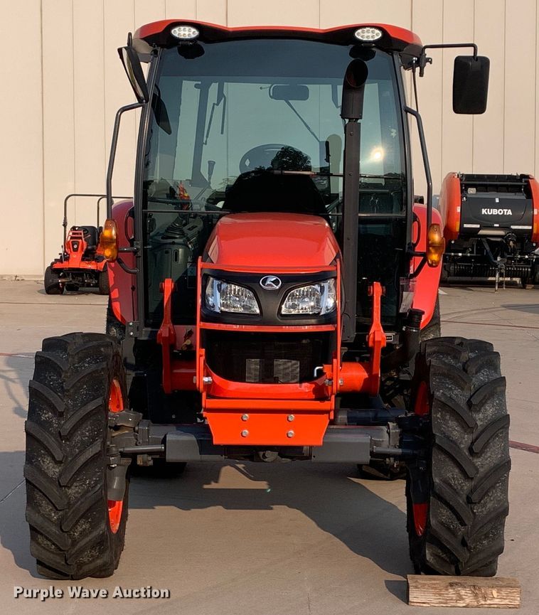 image for item DM7949 2019 Kubota  M4-071D MFWD tractor