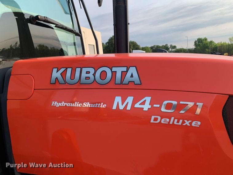 image for item DM7949 2019 Kubota  M4-071D MFWD tractor