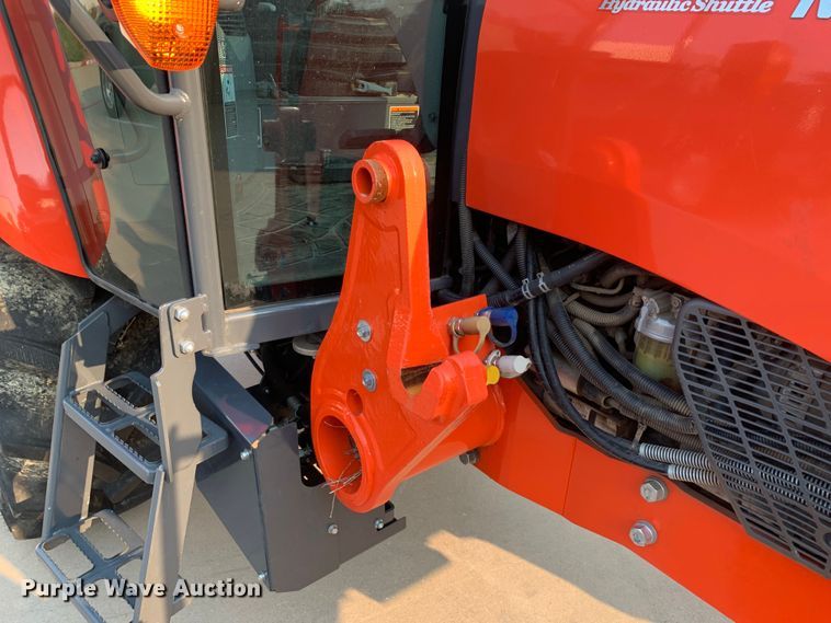 image for item DM7949 2019 Kubota  M4-071D MFWD tractor