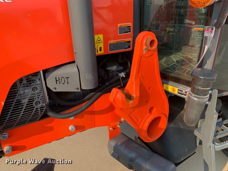 image for item DM7949 2019 Kubota  M4-071D MFWD tractor