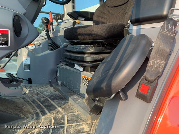 image for item DM7949 2019 Kubota  M4-071D MFWD tractor